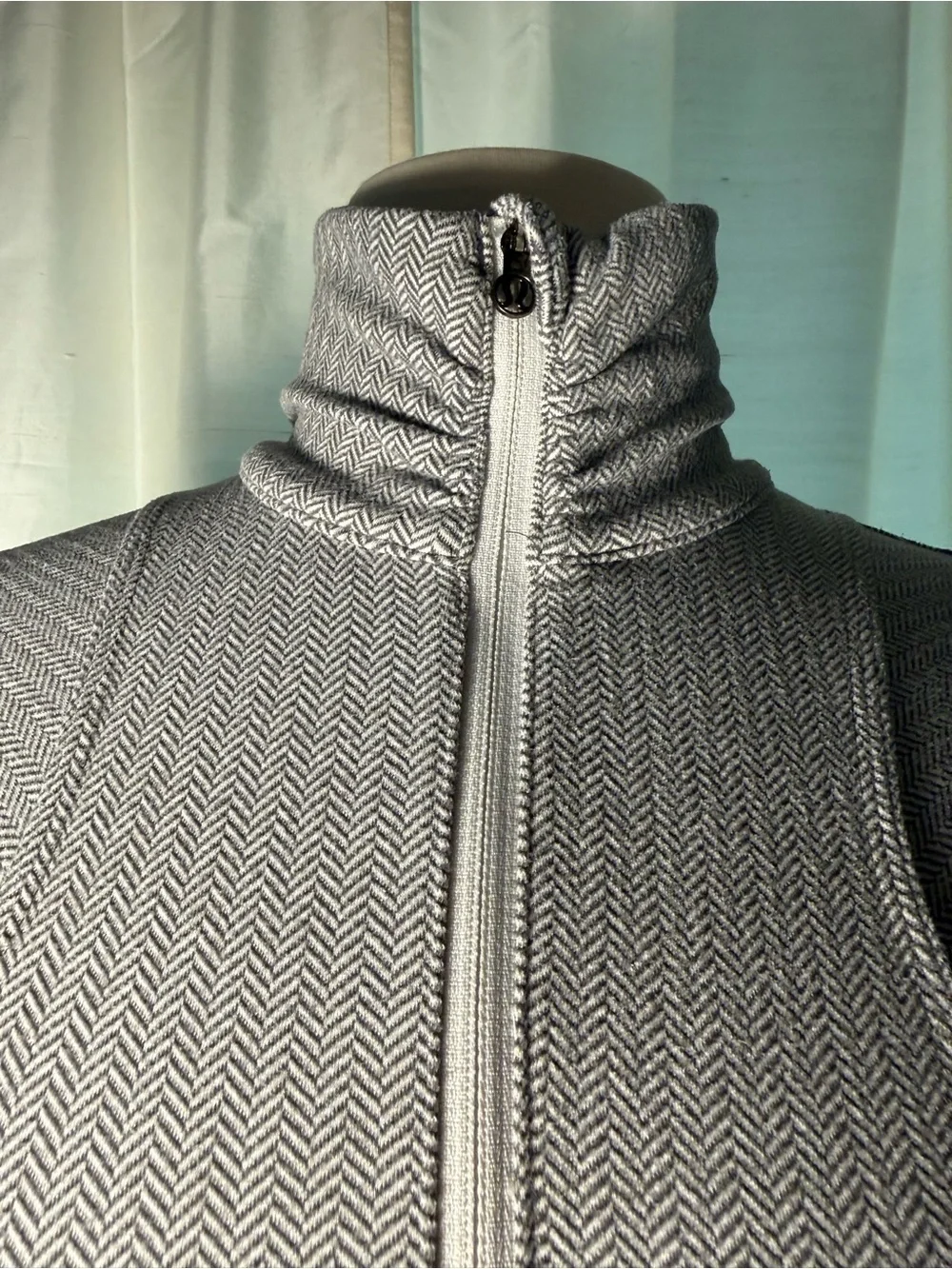 lululemon athletica Light Gray Half-Zip Pullover